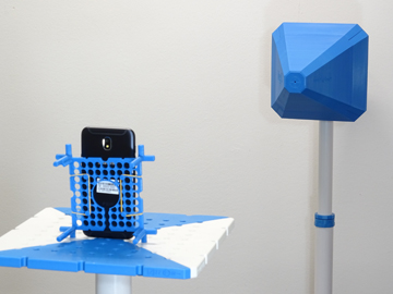 MegiQ Antenna Radiation Measurement System (RMS) measuring Iphone